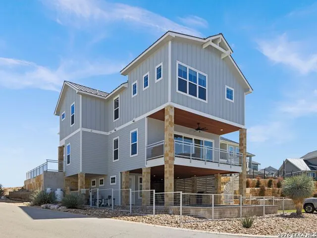 200 Archview Ln Kingsland, TX 78639