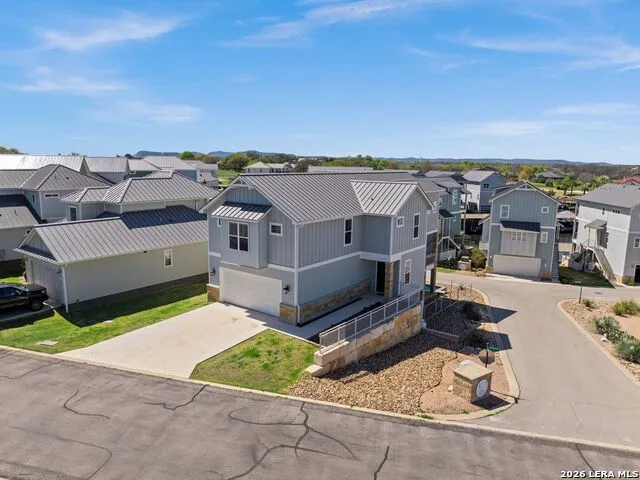 200 Archview Ln Kingsland, TX 78639