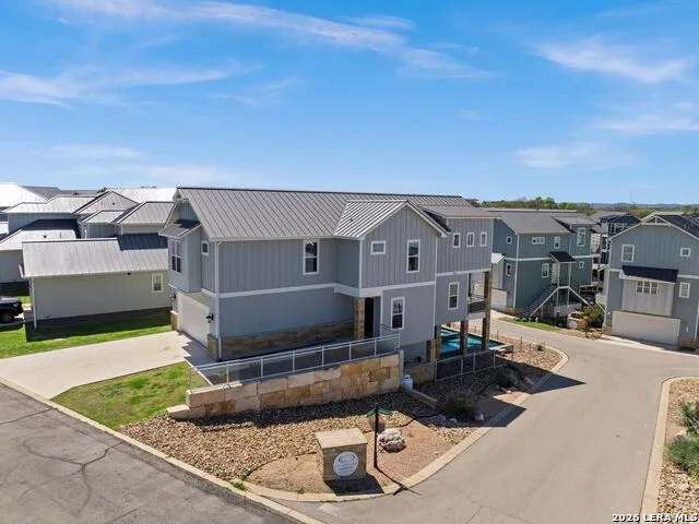 200 Archview Ln Kingsland, TX 78639