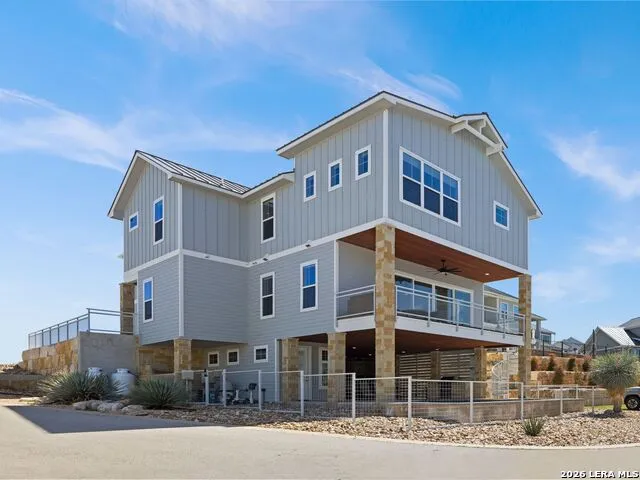 200 Archview Ln Kingsland, TX 78639