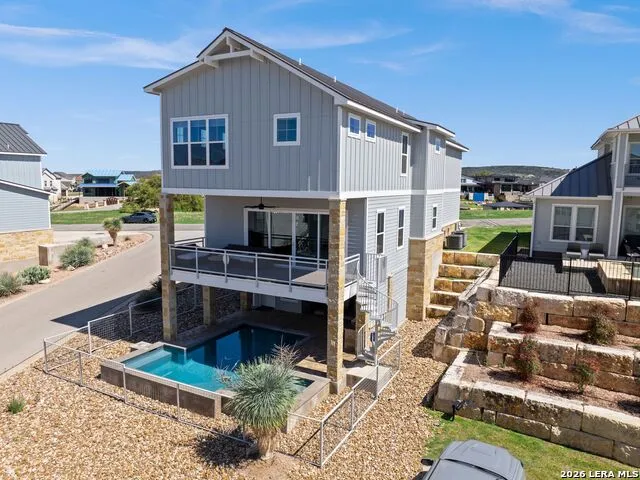200 Archview Ln Kingsland, TX 78639