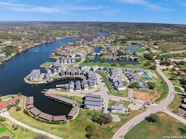 200 Archview Ln Kingsland, TX 78639