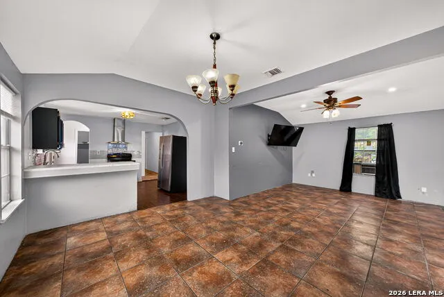 1354 FENFIELD AVE San Antonio, TX 78211