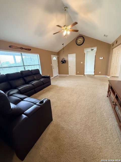 1520 LAKESIDE DR Lakehills, TX 78063