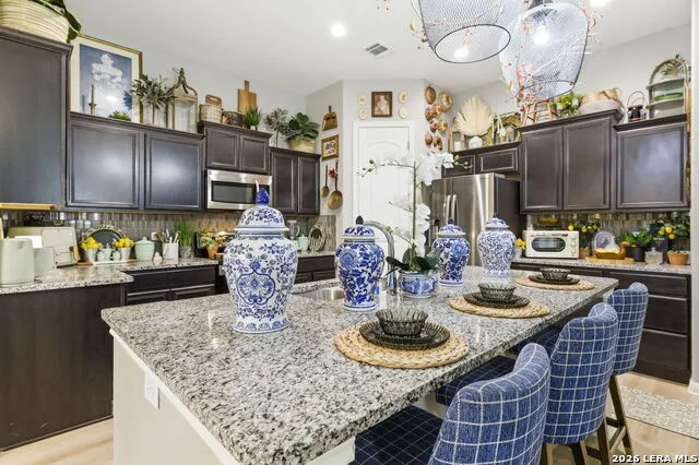 238 Iron Gate Pleasanton, TX 78064