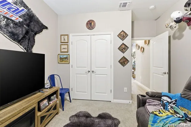 238 Iron Gate Pleasanton, TX 78064