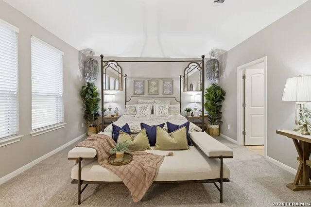238 Iron Gate Pleasanton, TX 78064