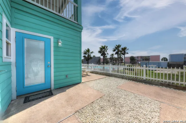2525 S 11th ##66 Port Aransas, TX 78373