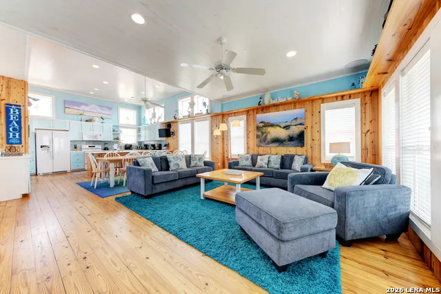 2525 S 11th ##66 Port Aransas, TX 78373