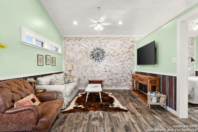 365 Billy Sisson Johnson City, TX 78636
