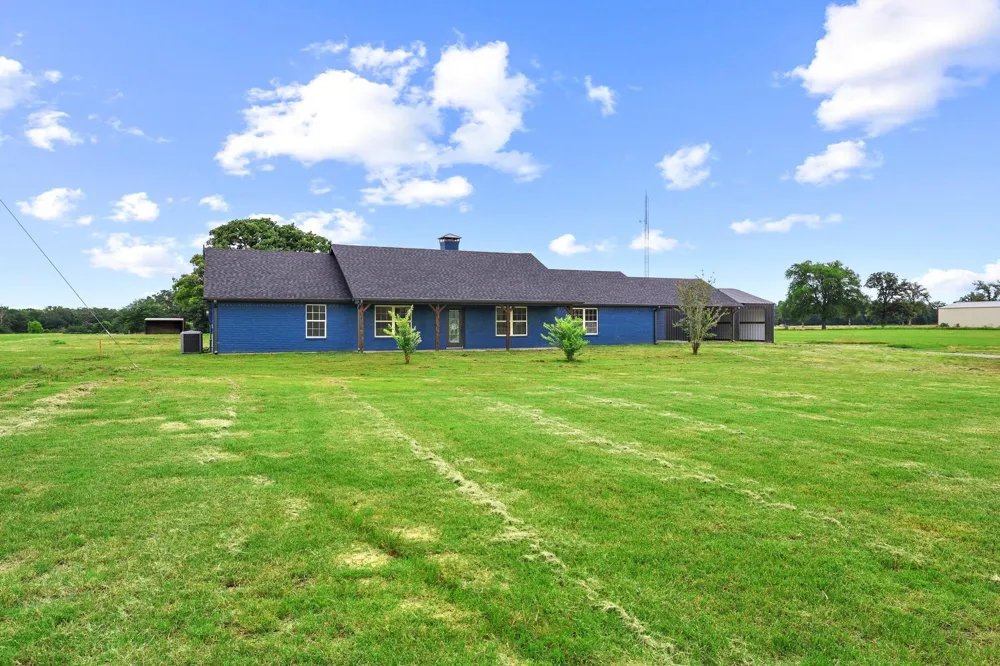 1250 County Road 2280 Telephone, TX 75488