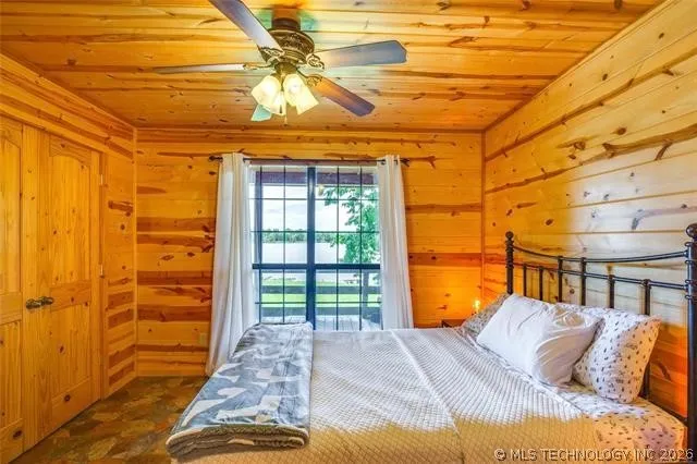 3859 W Lake Fort Towson, OK 74735