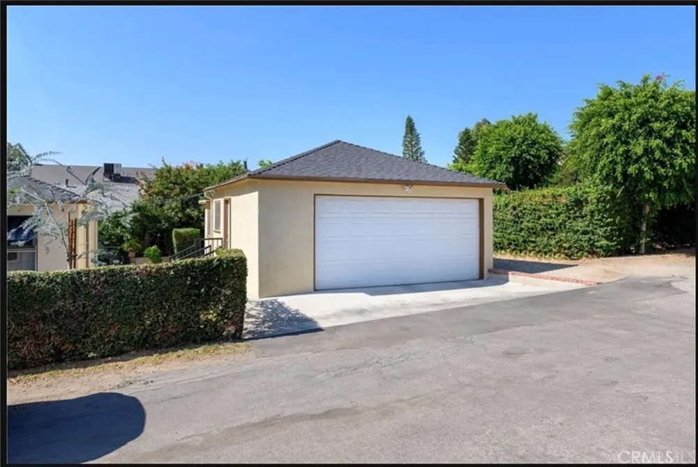 13759 Penn Street Whittier, CA 90602