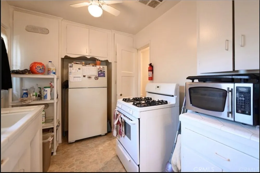13759 Penn Street Whittier, CA 90602