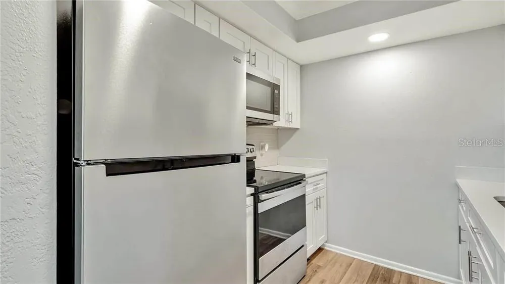 5900 22ND AVENUE St Petersburg, FL 33710