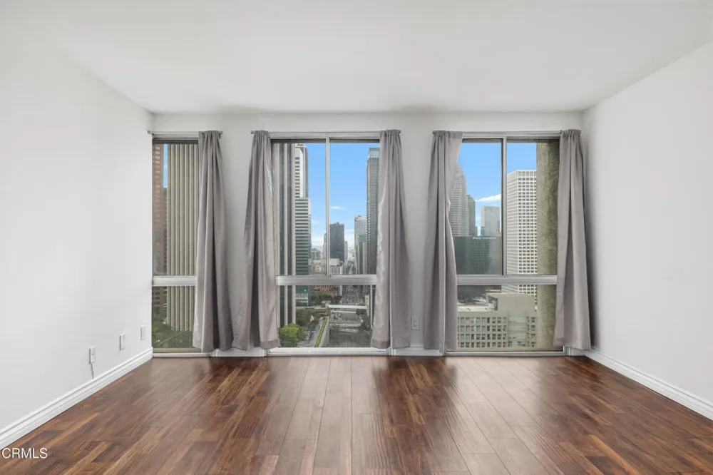 800 W 1st Street #2107 Los Angeles, CA 90012