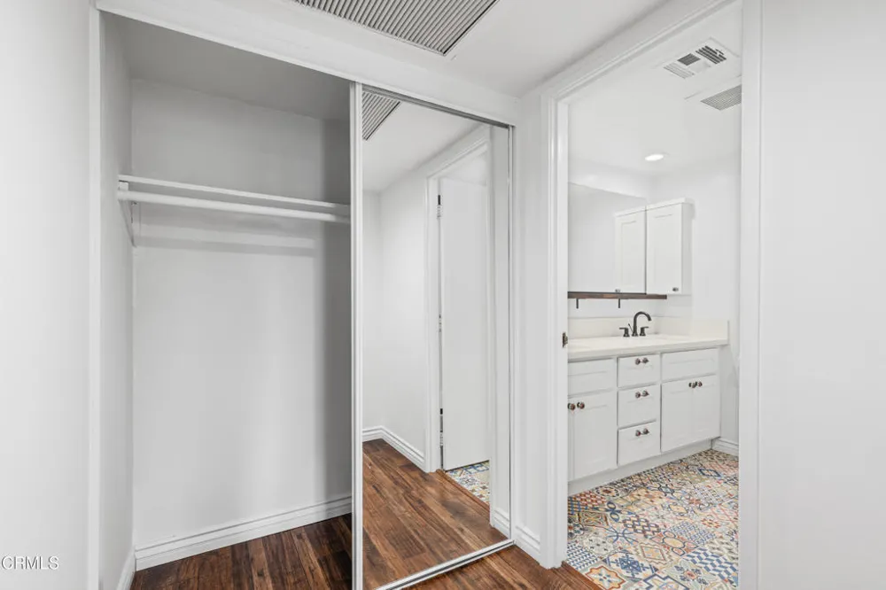 800 W 1st Street #2107 Los Angeles, CA 90012