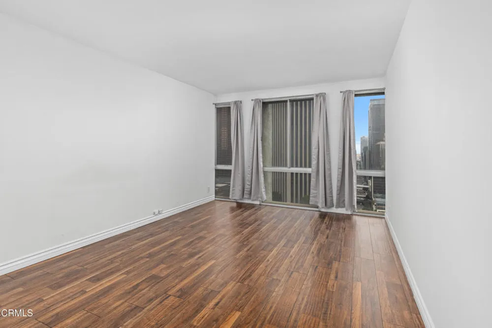 800 W 1st Street #2107 Los Angeles, CA 90012