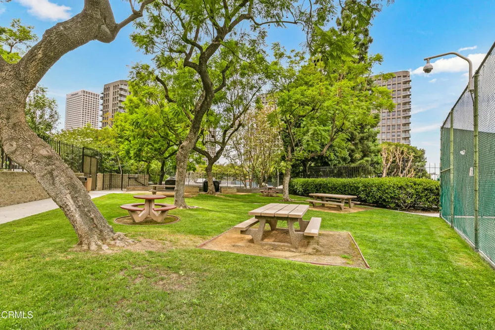 800 W 1st Street #2107 Los Angeles, CA 90012