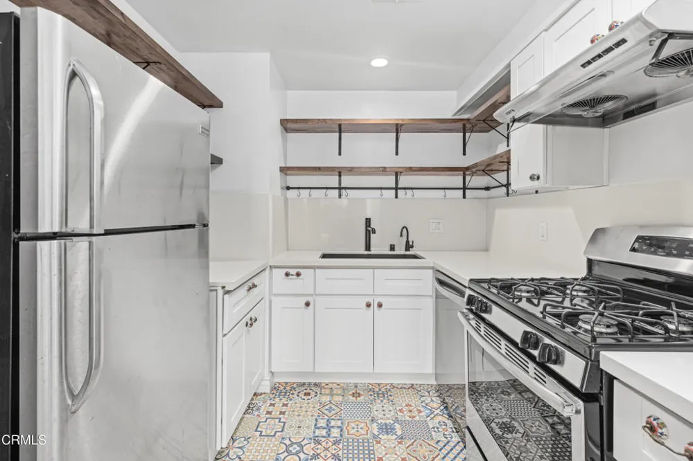 800 W 1st Street #2107 Los Angeles, CA 90012