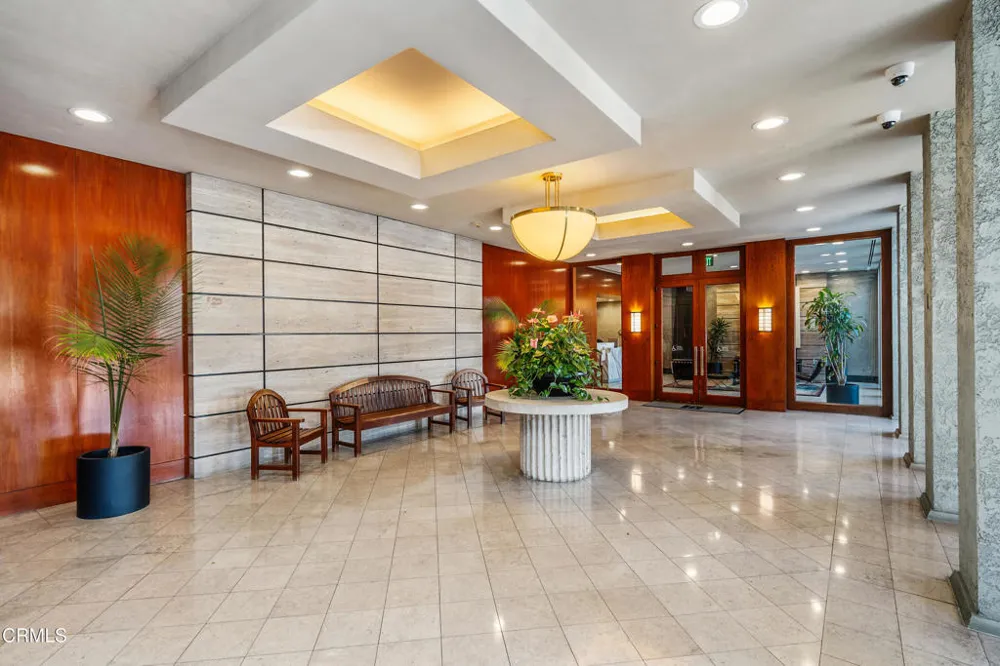 800 W 1st Street #2107 Los Angeles, CA 90012