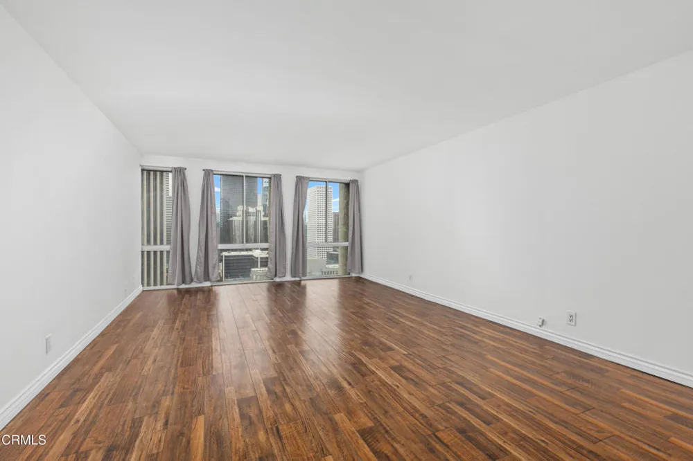 800 W 1st Street #2107 Los Angeles, CA 90012