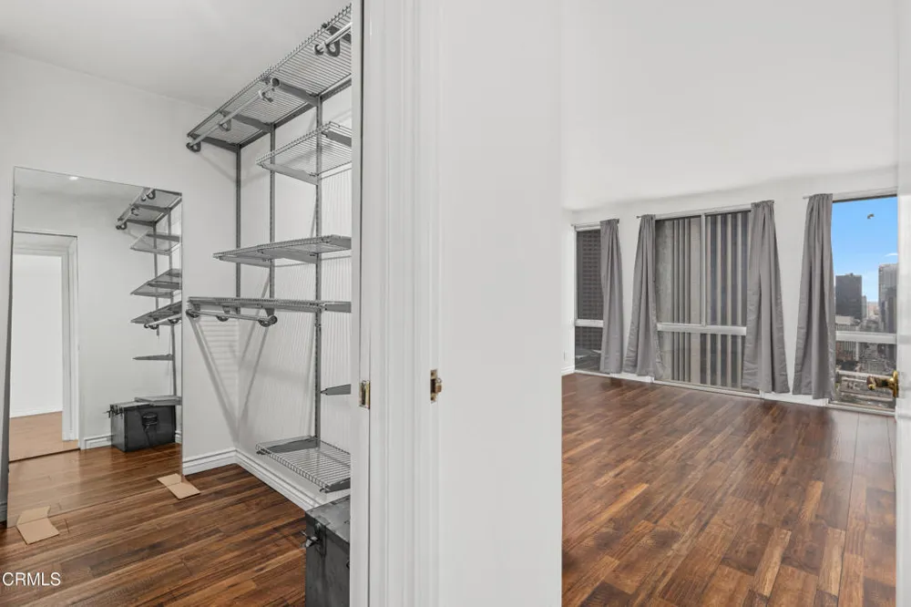 800 W 1st Street #2107 Los Angeles, CA 90012