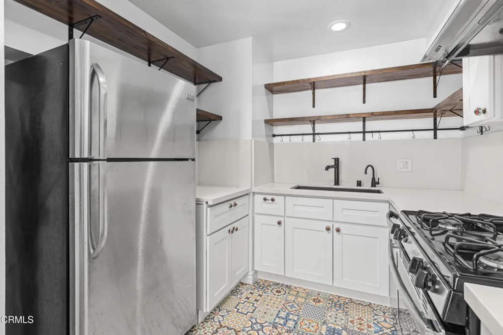 800 W 1st Street #2107 Los Angeles, CA 90012