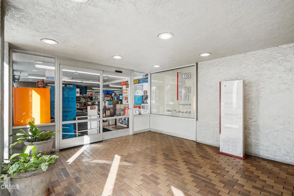 800 W 1st Street #2107 Los Angeles, CA 90012