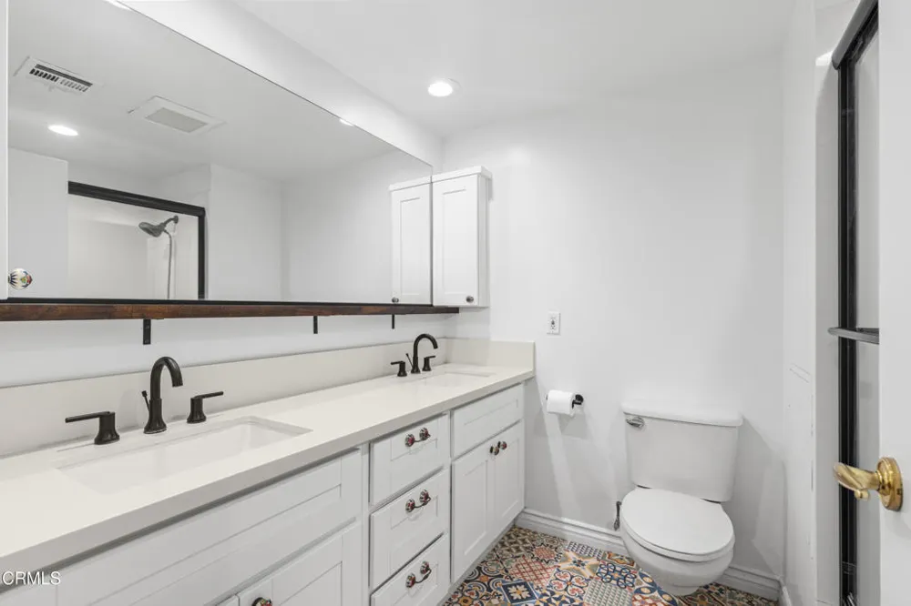 800 W 1st Street #2107 Los Angeles, CA 90012
