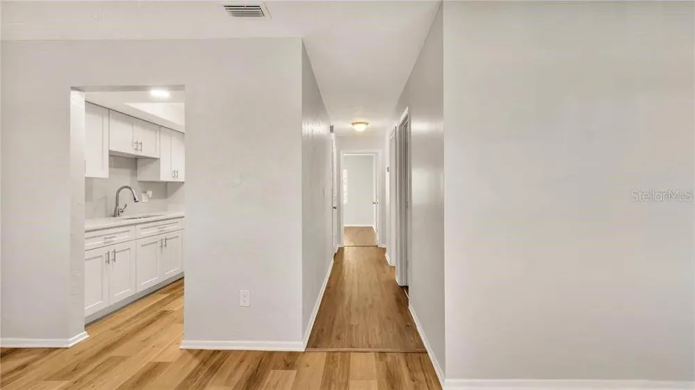 5900 22nd Ave 5900 22ND AVE N UNIT 1 #1 St Petersburg, FL 33710