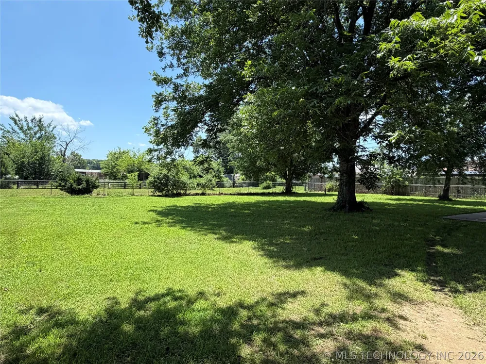 704 W Blair Wilburton, OK 74578