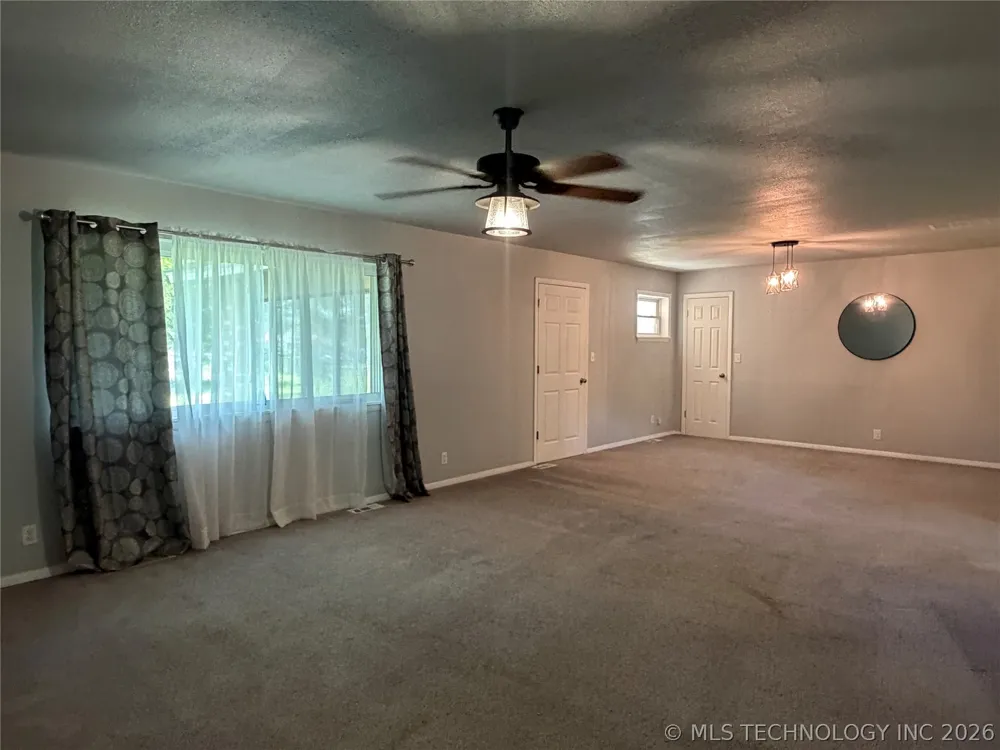 704 W Blair Wilburton, OK 74578