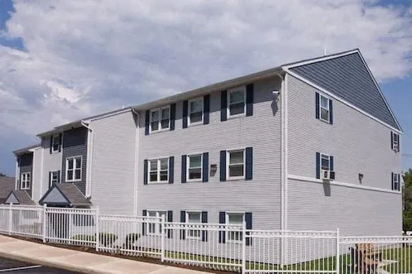821 Plainfield St Other, RI 02909