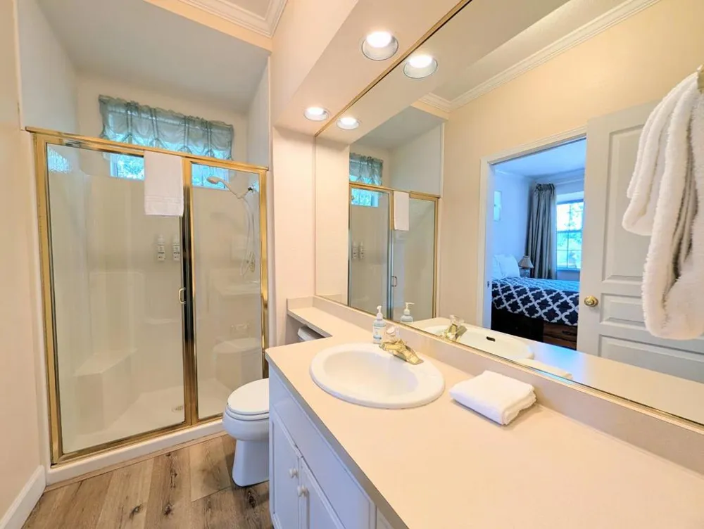 12021 Valenta Way Groveland, CA 95321