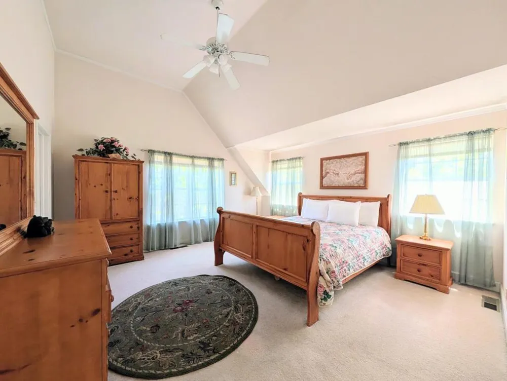 12021 Valenta Way Groveland, CA 95321