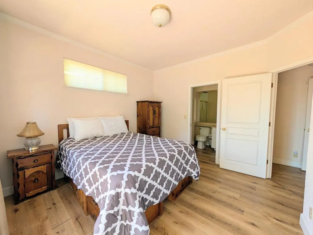 12021 Valenta Way Groveland, CA 95321