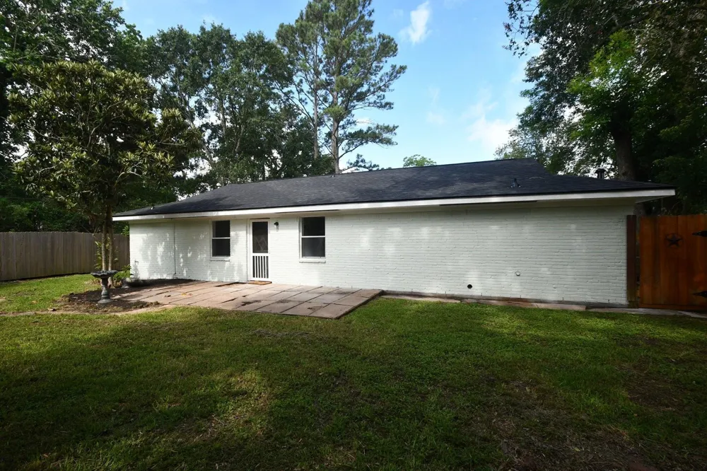 4711 Illinois Street Dickinson, TX 77539
