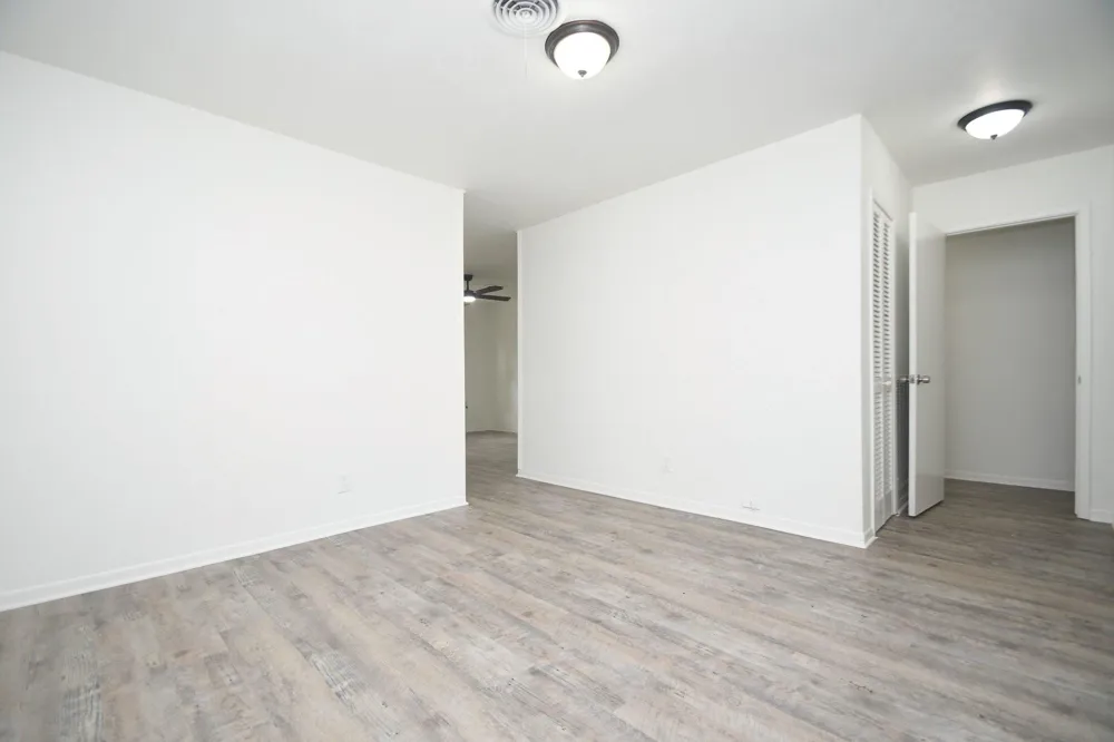 4711 Illinois Street Dickinson, TX 77539