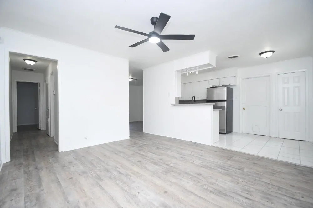 4711 Illinois Street Dickinson, TX 77539