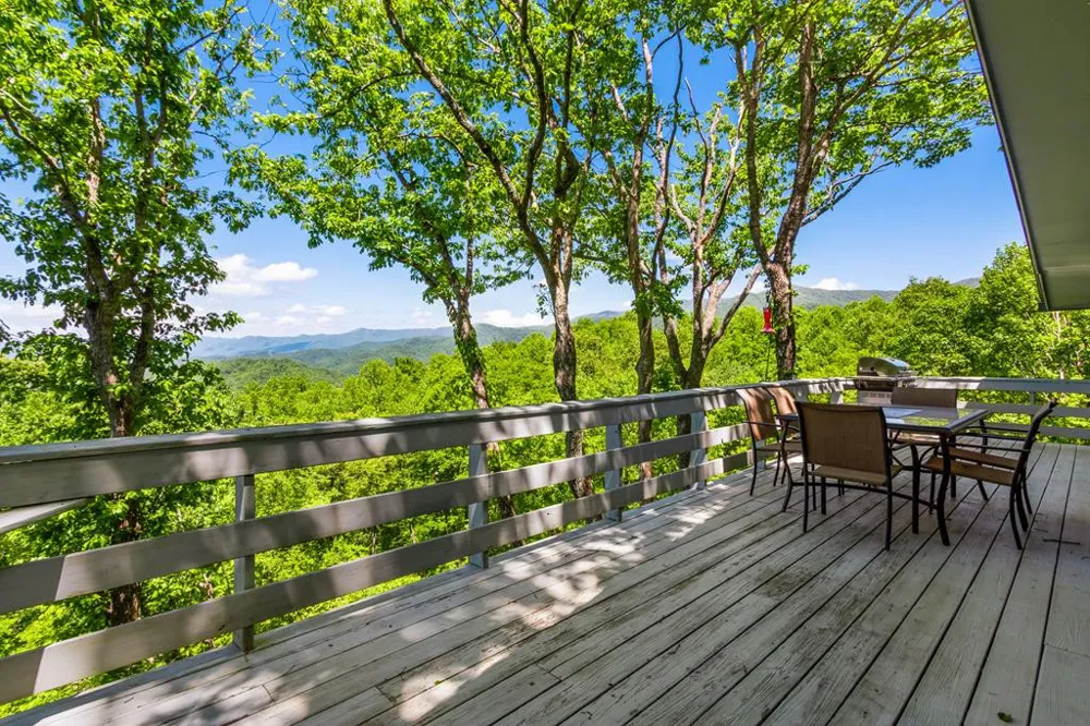 175 Pine Ridge Drive Andrews, NC 28901