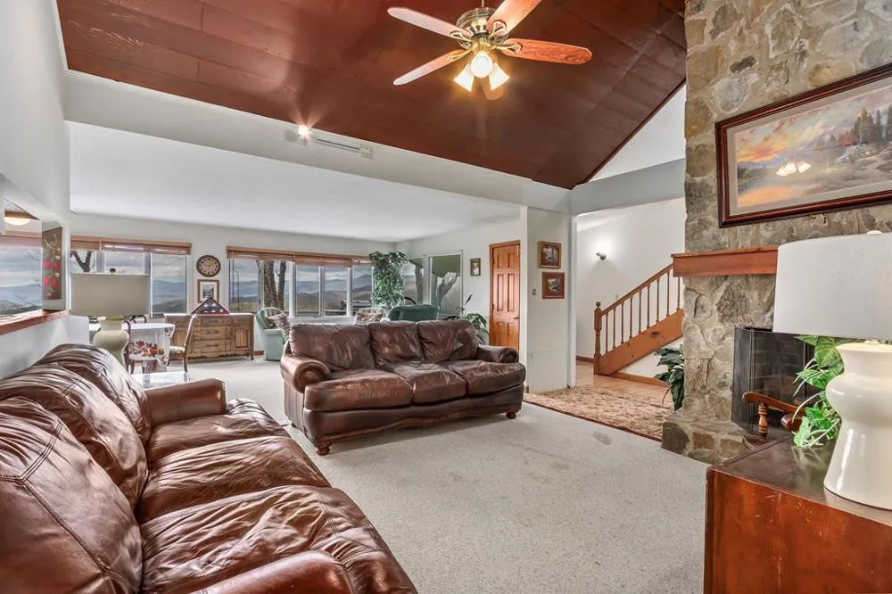 175 Pine Ridge Drive Andrews, NC 28901