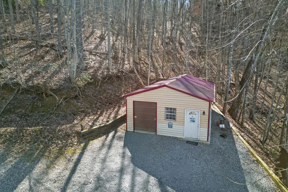 124 Mount Mariah Road Topton, NC 28781