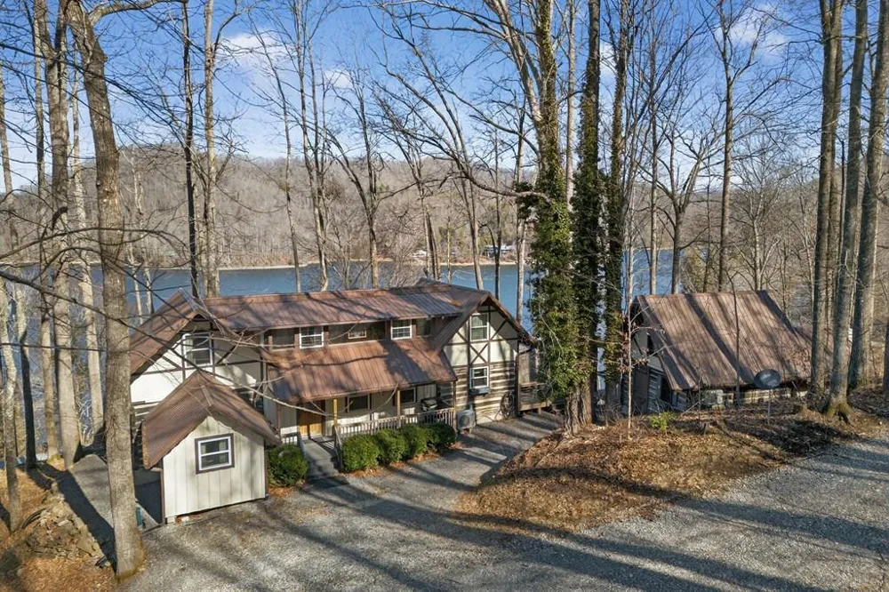 124 Mount Mariah Road Topton, NC 28781