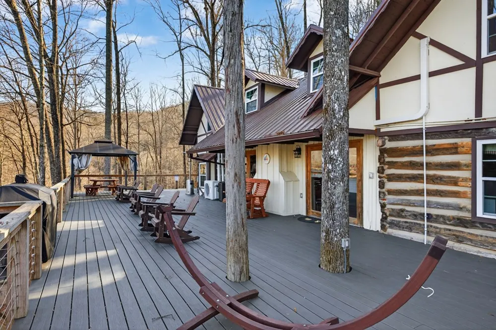 124 Mount Mariah Road Topton, NC 28781