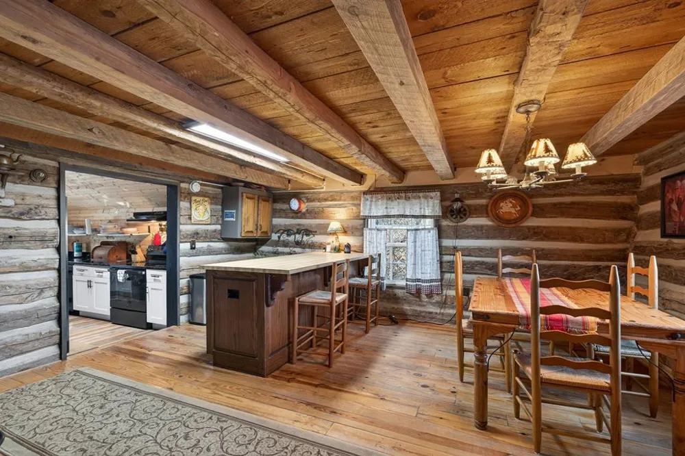 124 Mount Mariah Road Topton, NC 28781