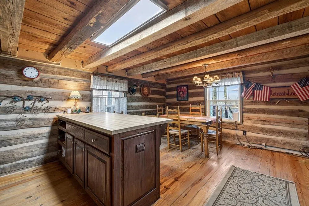 124 Mount Mariah Road Topton, NC 28781