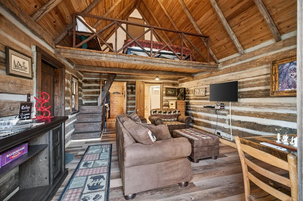 124 Mount Mariah Road Topton, NC 28781