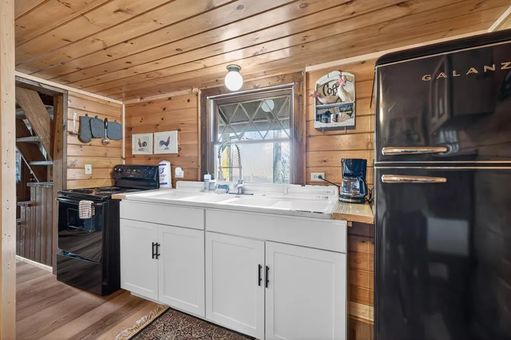 124 Mount Mariah Road Topton, NC 28781