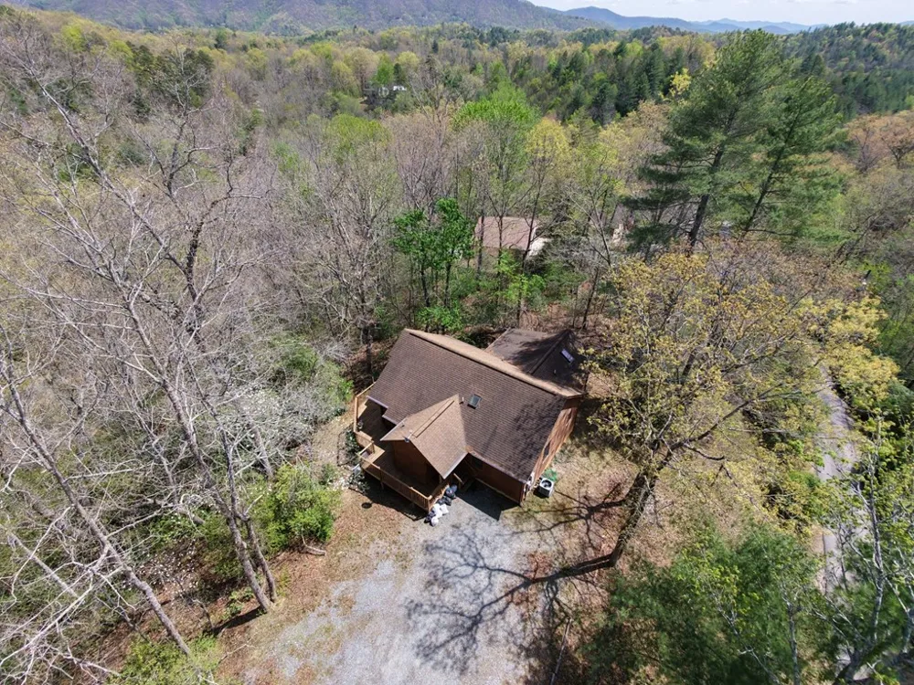 124 Bradford Drive Marble, NC 28905